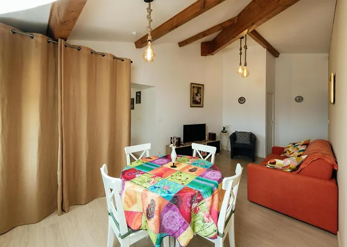아파트 Chez Janick & Herve Lemps (Ardeche)